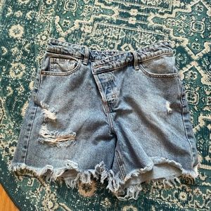 Crossover denim shorts